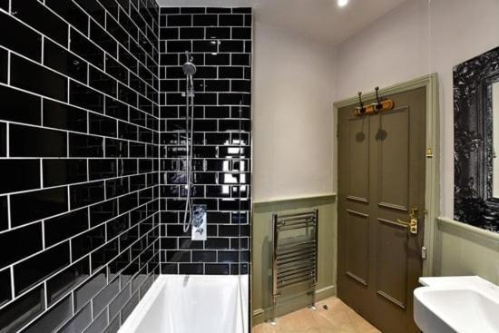 Quirky 4 Bedroom Apartment With Terrace Cardiff Esterno foto