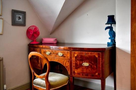 Quirky 4 Bedroom Apartment With Terrace Cardiff Esterno foto