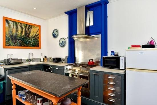 Quirky 4 Bedroom Apartment With Terrace Cardiff Esterno foto
