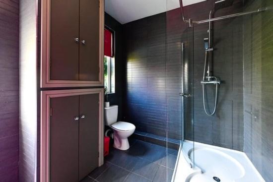 Quirky 4 Bedroom Apartment With Terrace Cardiff Esterno foto